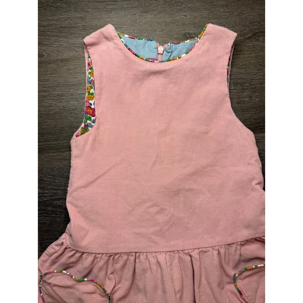 Mini Boden Girls Pink Corduroy Heart Pocket Jumper Dress Floral Trim Size 4T-5T - Picture 8 of 10